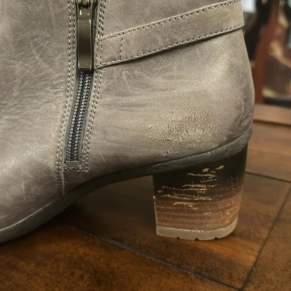 Dansko gray heeled soft leather boots size 39 - Picture 7 of 9